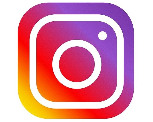 Instagramを修正 まだ投稿されていません。Androidで「再試行」