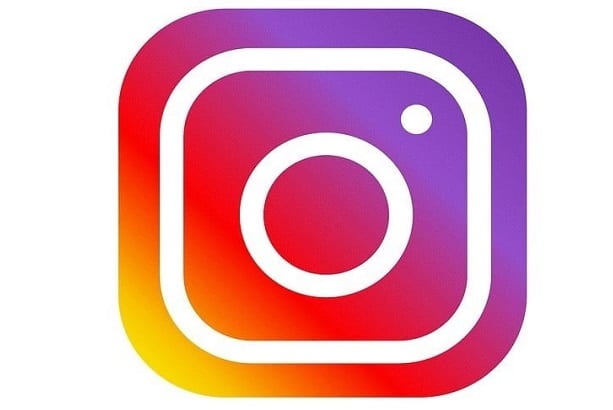 Instagramの写真をすべて一度に削除できますか？