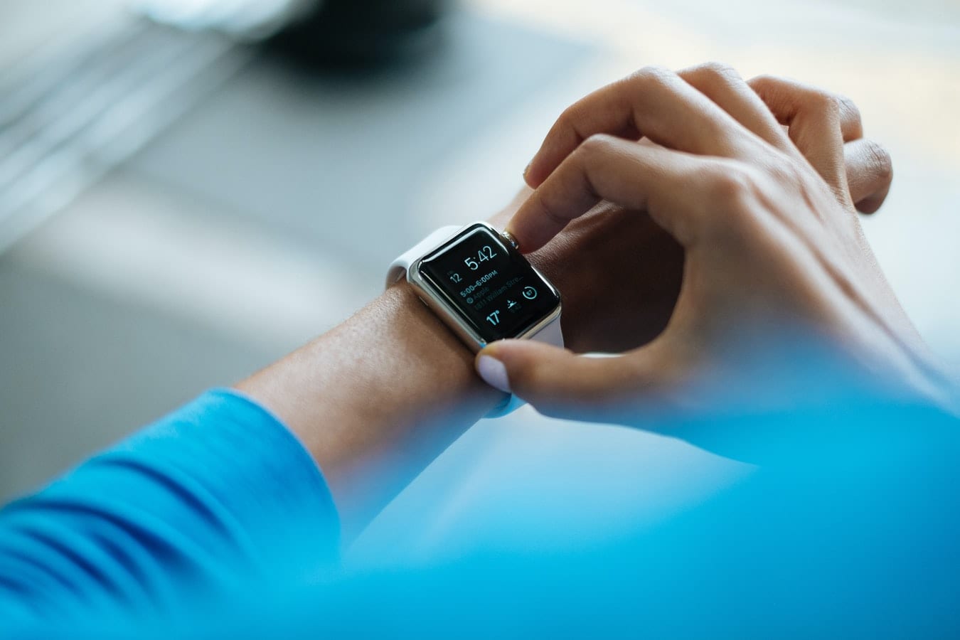 Tin đồn và thông số kỹ thuật của Apple Watch MicroLED