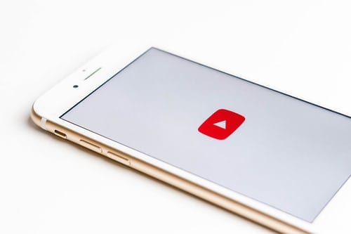 Regolazione della qualità del video sullapp YouTube per iOS