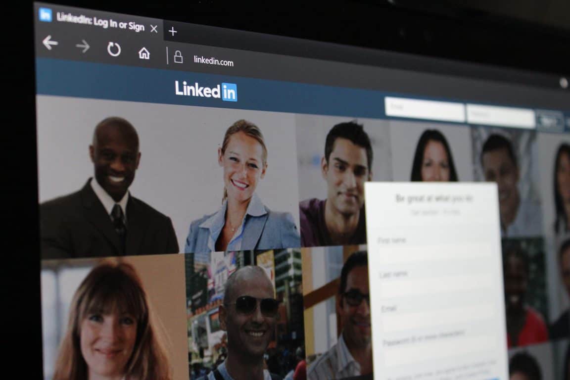 ¿Buscando trabajo? Aquí está cómo buscar un trabajo usando LinkedIn