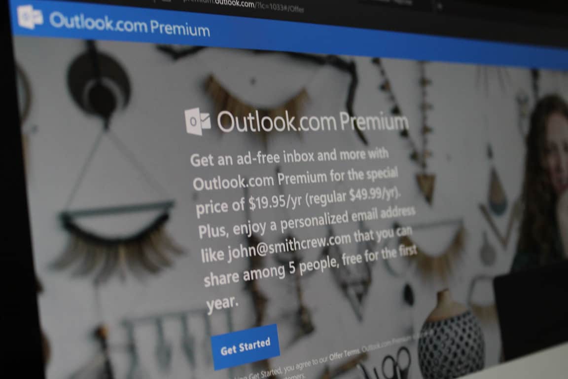 วิธีสร้างอีเมลแทนสำหรับบัญชี Outlook.com ของคุณ