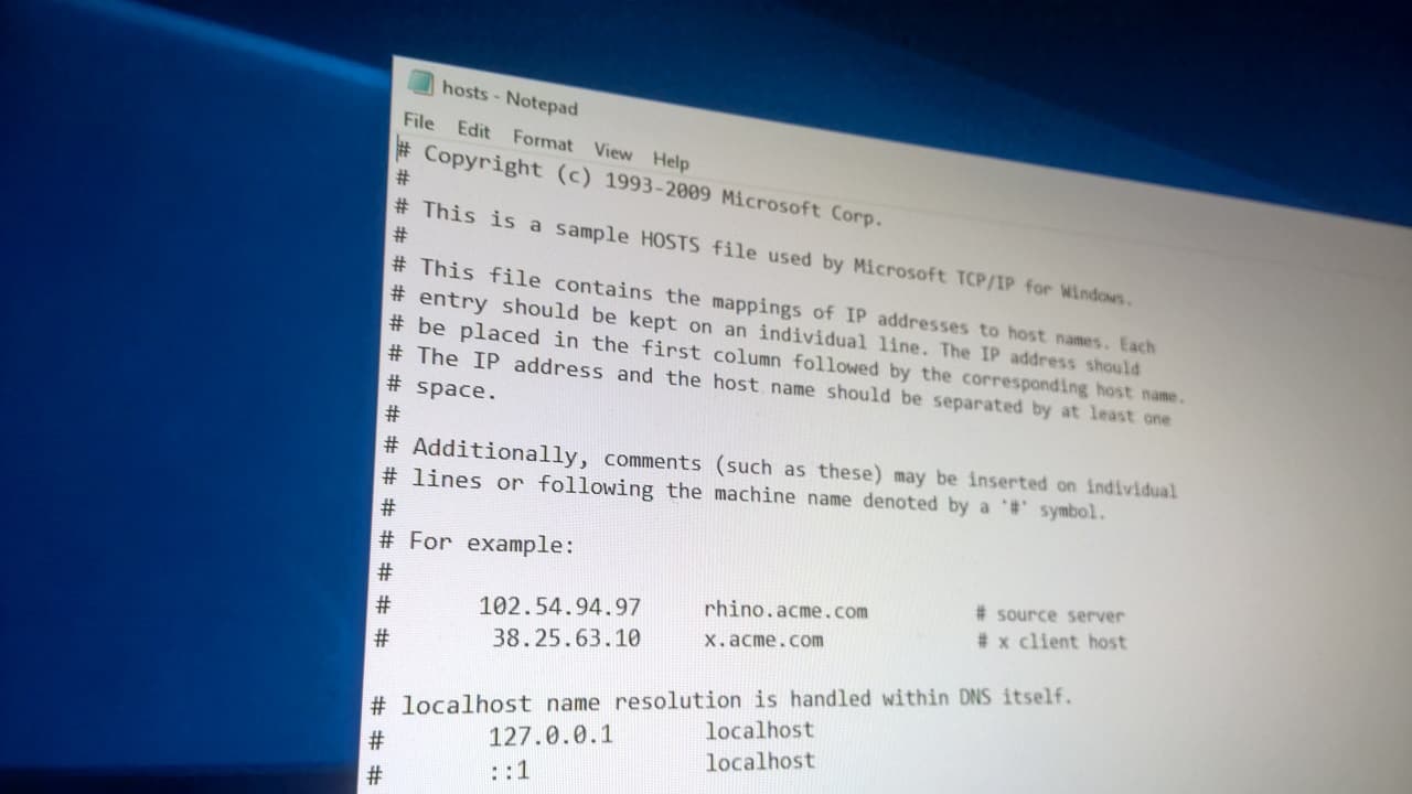 Cómo modificar su archivo de hosts en Windows 10 (y por qué es posible que desee)