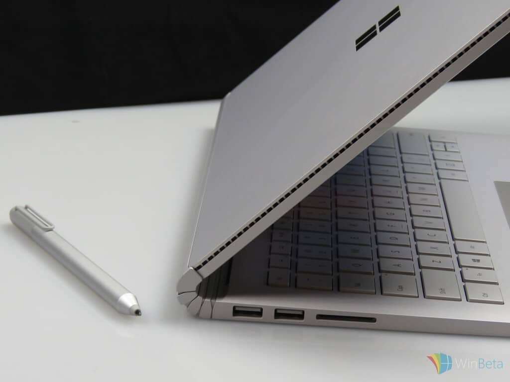 SurfaceBookでWindows10Insiderビルドを入手する方法