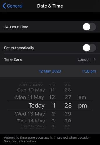 iPhone: Cách thay đổi thời gian