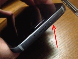 Galaxy S7: inserte o retire la bandeja de la tarjeta SIM y SD