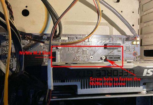 Hoe een NVMe SSD in een desktop en laptop te installeren