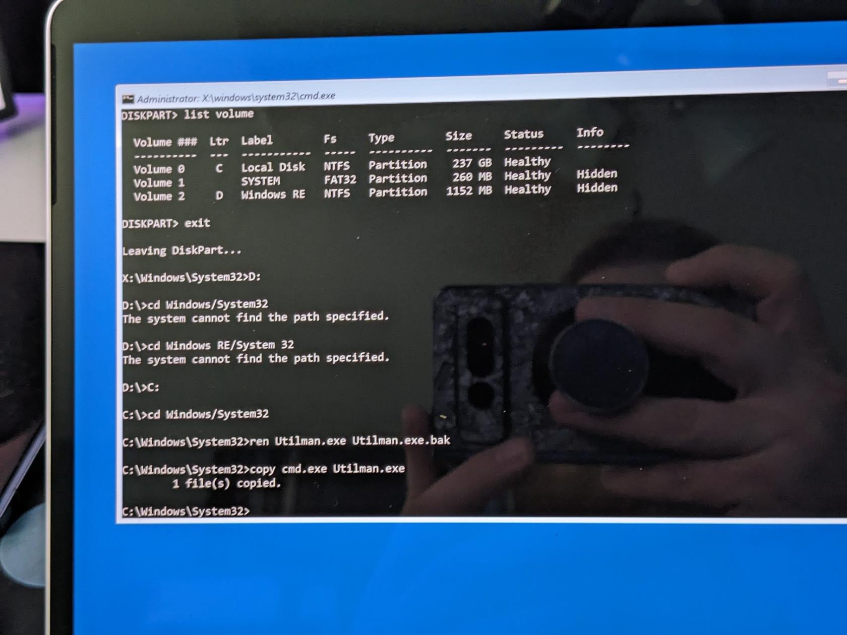 Hoe u het Windows 11-beheerderswachtwoord opnieuw kunt instellen met behulp van CMD