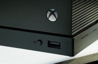 Xbox One X edisi standard kini sedia untuk prapesanan