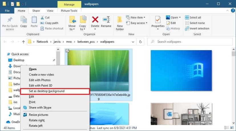 How to change background image on Windows 10