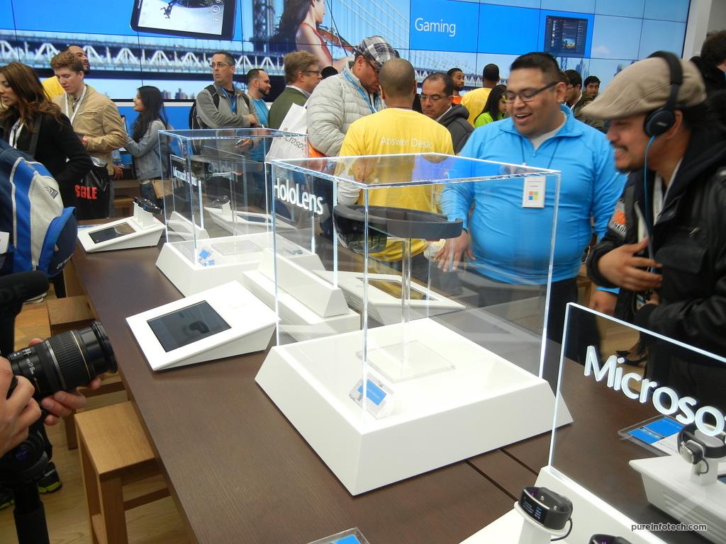 Microsoft opens its largest flagship store in New York City (gallery)