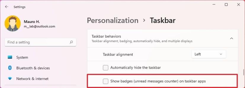 How to customize Taskbar on Windows 11