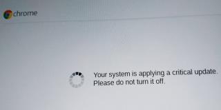 Chromebook: uw systeem past een essentiële update toe