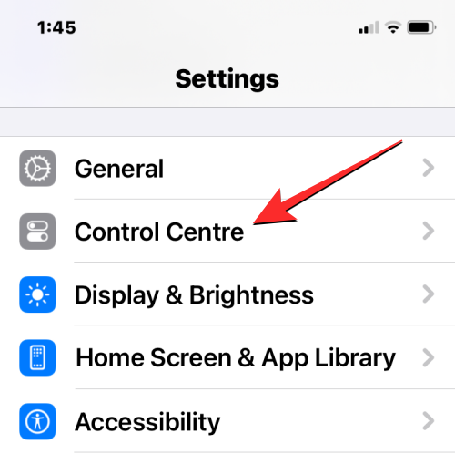 如何從運行 iOS 17 的 iPhone 上的控制中心 ping 您的 Apple Watch
