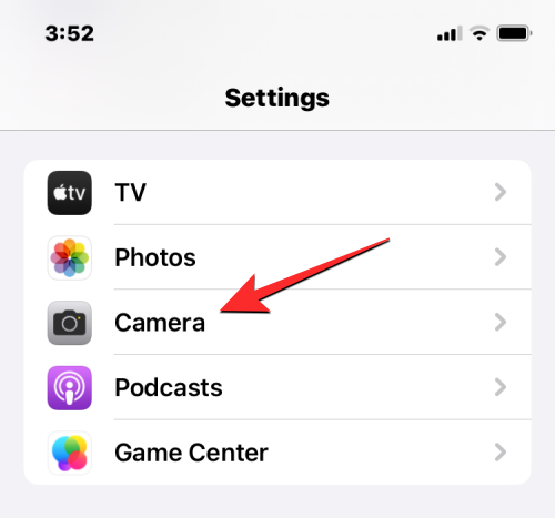 如何在 iOS 17 的相機內添加水平指示器