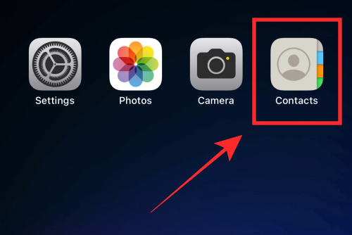 iOS 16のiPhoneで重複した連絡先を削除する方法