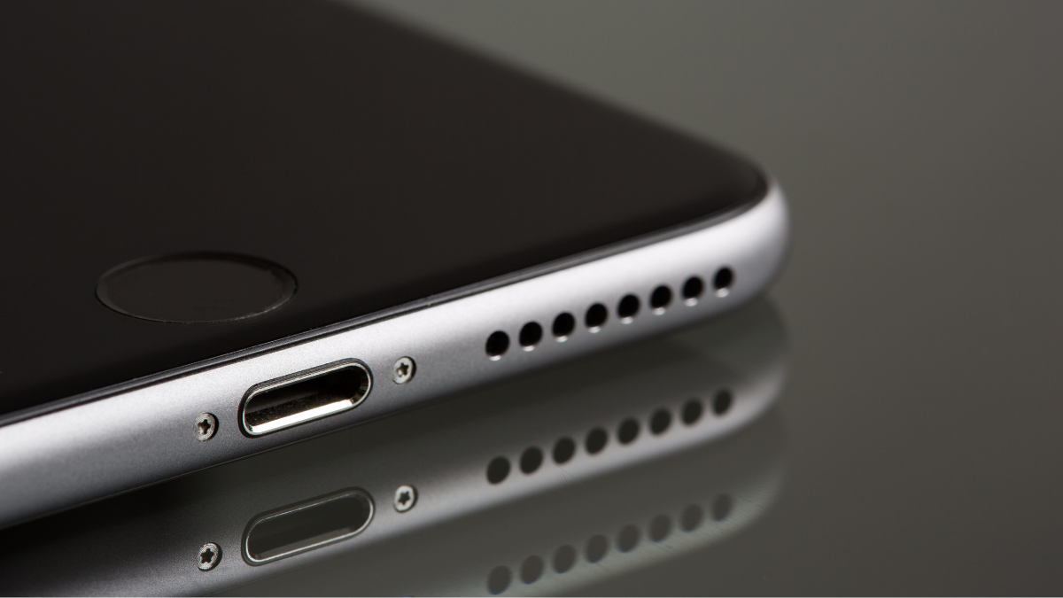 iPhone でスピーカーをオンにする方法: ガイドと修正方法の説明