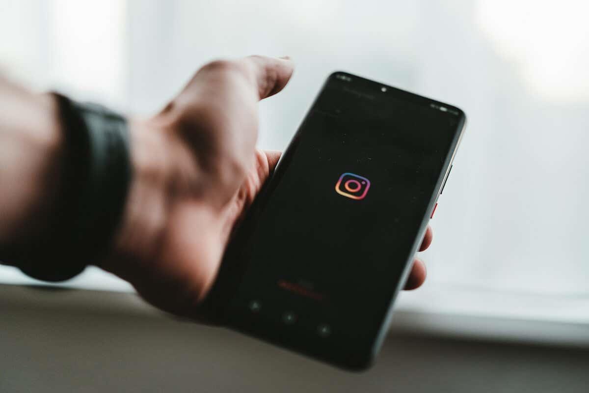 あなたのInstagramはストーリーを繰り返していますか?  試してみる5つの修正