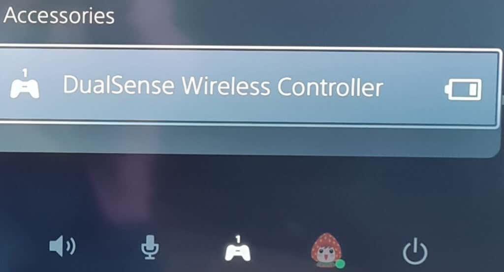 PS5 DualSense コントローラーのバッテリーレベルを確認する方法