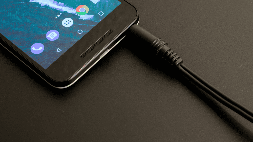 Android 上耳機插孔無法使用的 8 個最佳修復方法