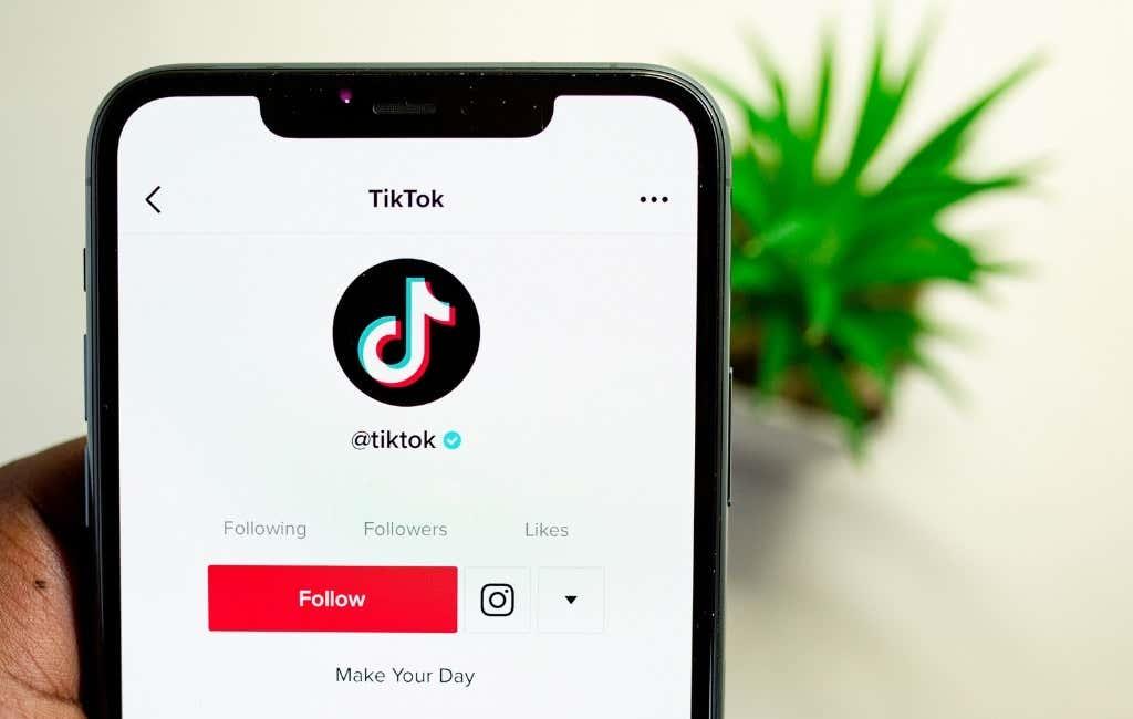 วิธีเพิ่มรูปภาพบน TikTok