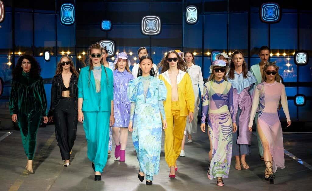 Cara Menonton Minggu Fesyen New York 2022 Dalam Talian tanpa Kabel