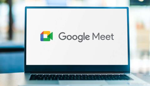كيفية تعتيم الخلفية في Google Meet