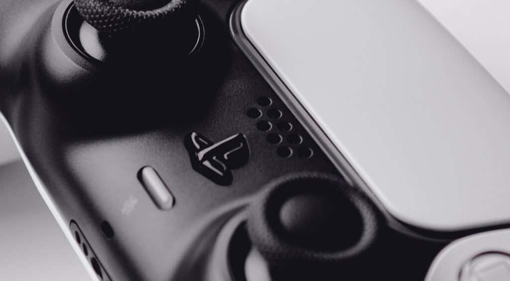 PS5 DualSenseコントローラーをリセットする方法