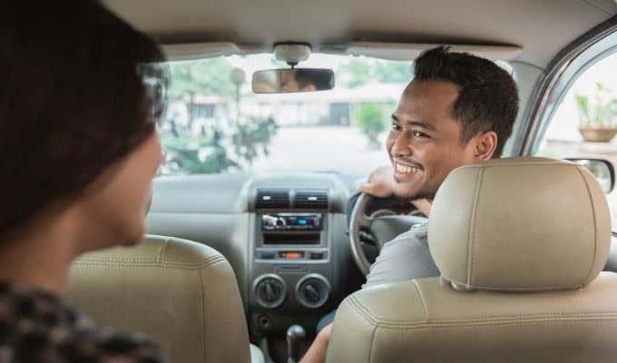 Apakah Penilaian Penumpang Uber dan Cara Semaknya