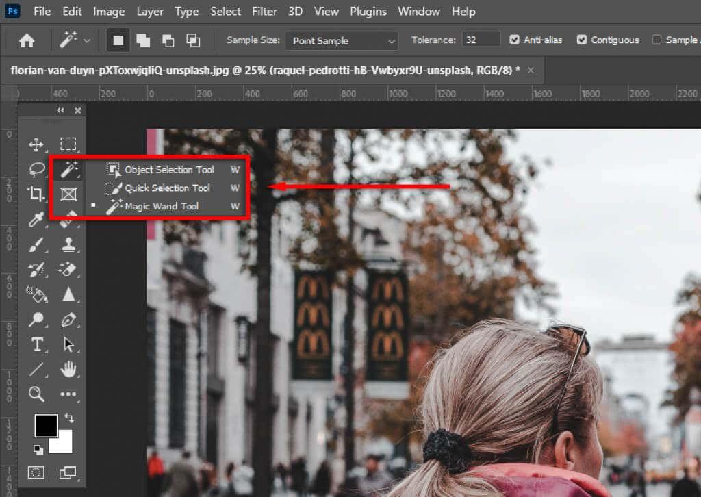 Come cambiare lo sfondo in un'immagine usando Photoshop