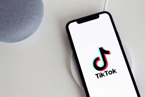 Historia oglądania TikTok: jak zobaczyć oglądane filmy