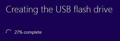 Scarica legalmente Windows 10, 8, 7 e installa da un'unità flash USB