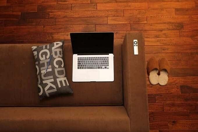 كيفية البحث عن وظائف عبر الإنترنت للعمل من المنزل