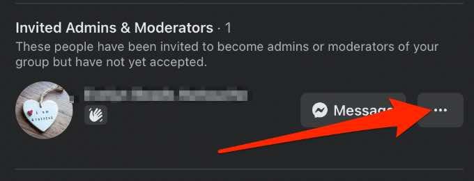 So fügen Sie einen Administrator zu einer Facebook-Gruppe hinzu oder entfernen ihn