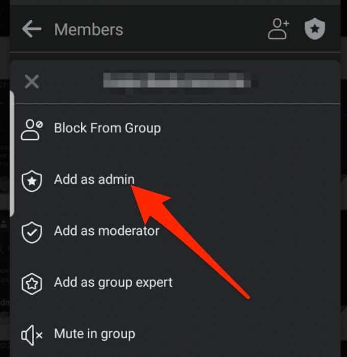 Facebook グループに管理者を追加または削除する方法