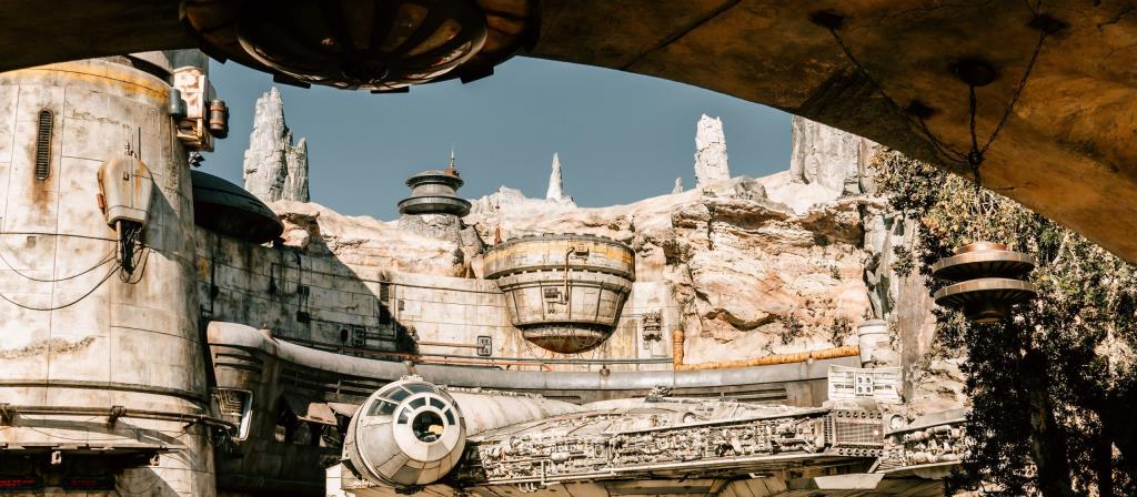 30+ latar belakang maya Star Wars rasmi dan tidak rasmi untuk mesyuarat Zum anda yang seterusnya