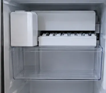 Como limpar uma máquina de gelo em um freezer: um guia para iniciantes
