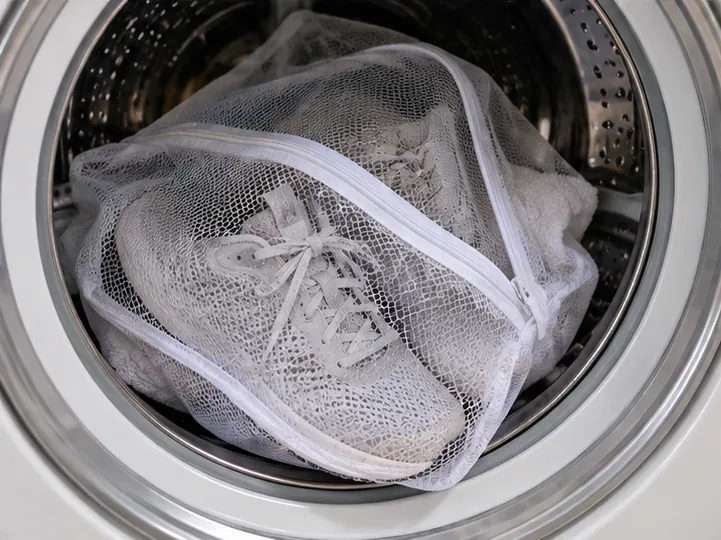 Cómo lavar zapatillas de malla sin dañar la parte superior